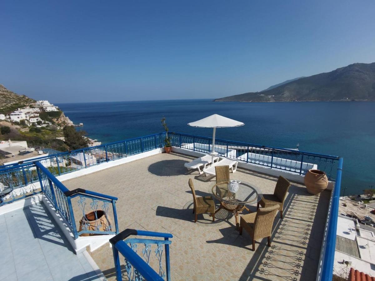 Marinas Studios Livadia  Exterior foto